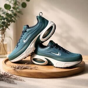 Nike Air Max Portal Women's Size 6 Shoes (Vintage Green/Bicoastal/Soft Pearl)